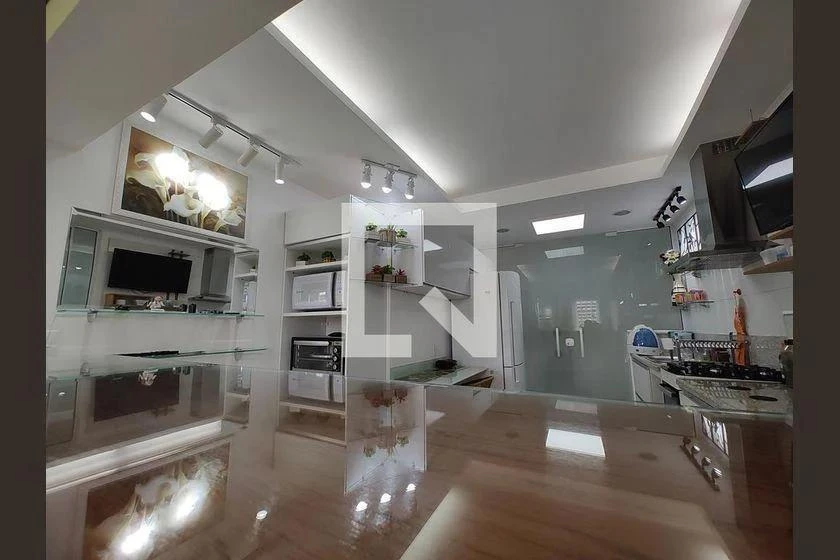 Apartamento mobiliado de 214 m² com 4 quartos e 2 banheiros — photo 12