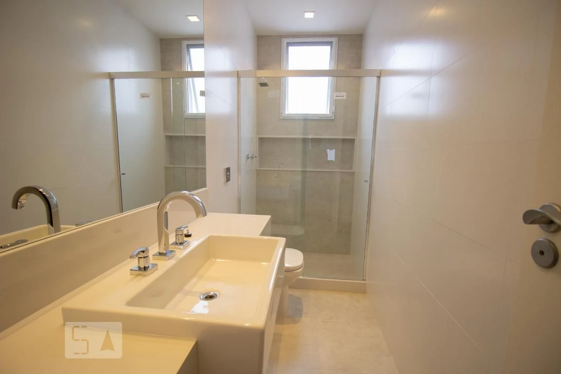 3-bedroom apartment with a balcony and built-in BBQ — photo 49