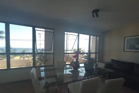 Apartment on the 1st floor with a glass-enclosed balcony — photo 2