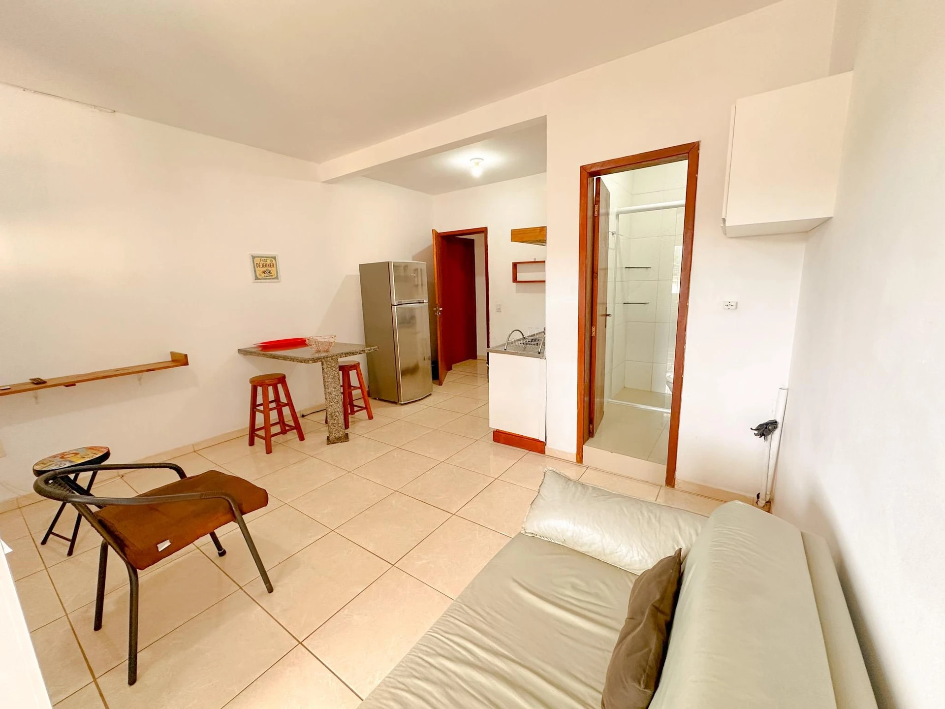 Apartamento amueblado de 1 dormitorio con balcón — photo 6