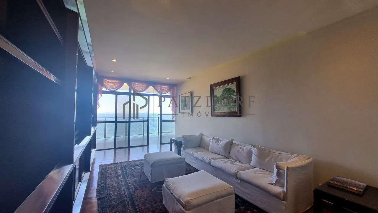 Apartamento 270 m² com 4 quartos e cozinha fechada — photo 16