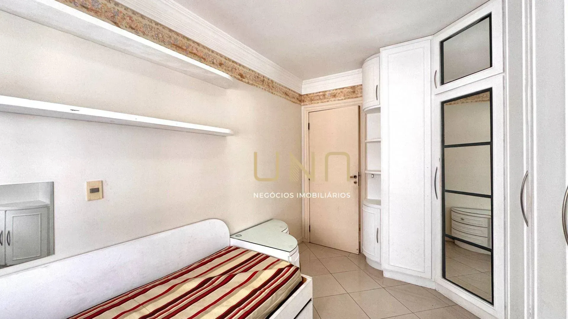 Cobertura mobiliada com 4 suítes e 5 banheiros, 415 m² — photo 50