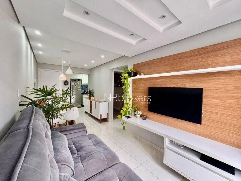 2-bedroom apartment with a washing machine in Curitiba — photo 3
