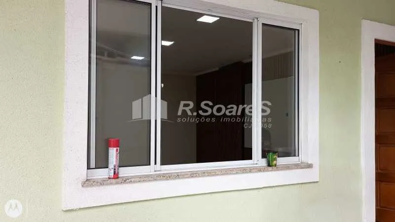 150 m² house with a washing machine and a home office — photo 23