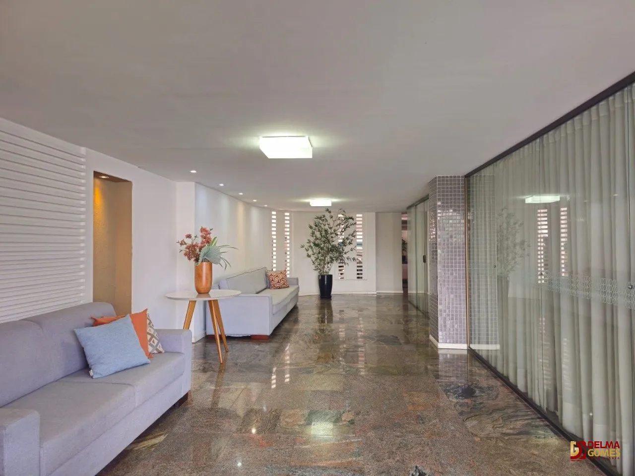 3-bedroom apartment, 1 with its own bathroom, 128 m² — photo 30