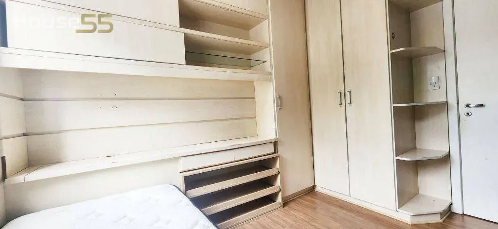 Furnished 4-bedroom apartment with a gas kitchen — photo 28