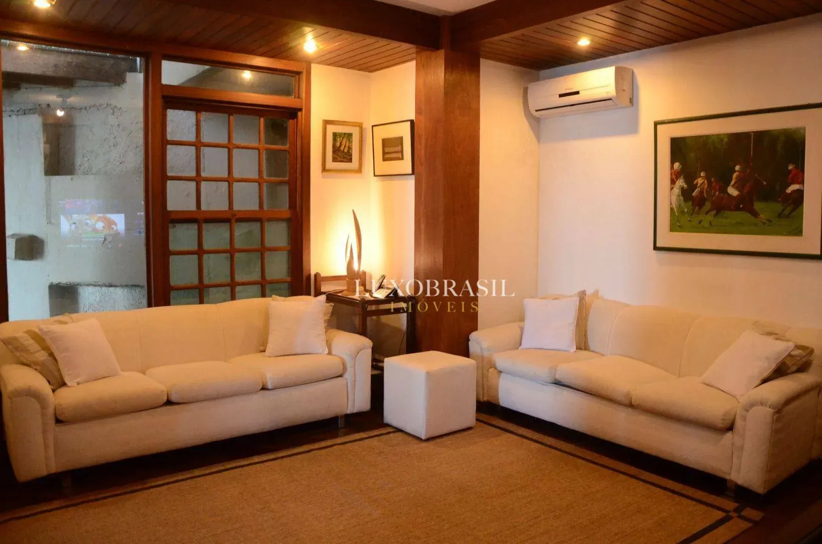 800 m² house with 5 bedrooms and 5 bathrooms — photo 13