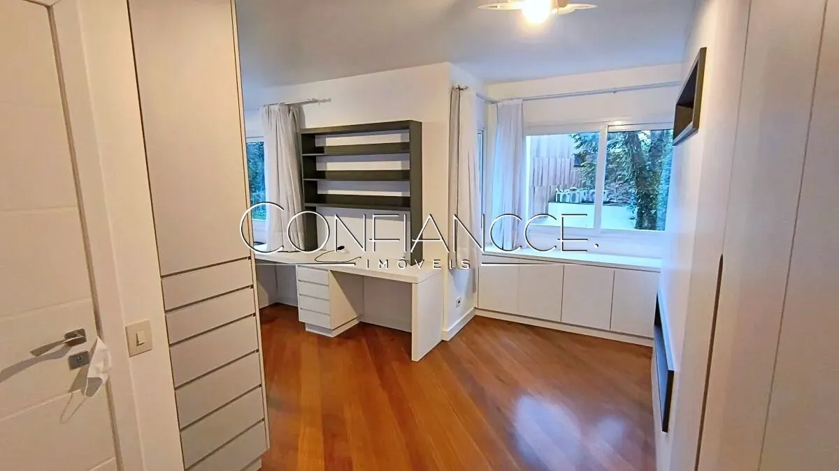 Casa em condomínio fechado com 5 quartos e 370 m² — photo 30