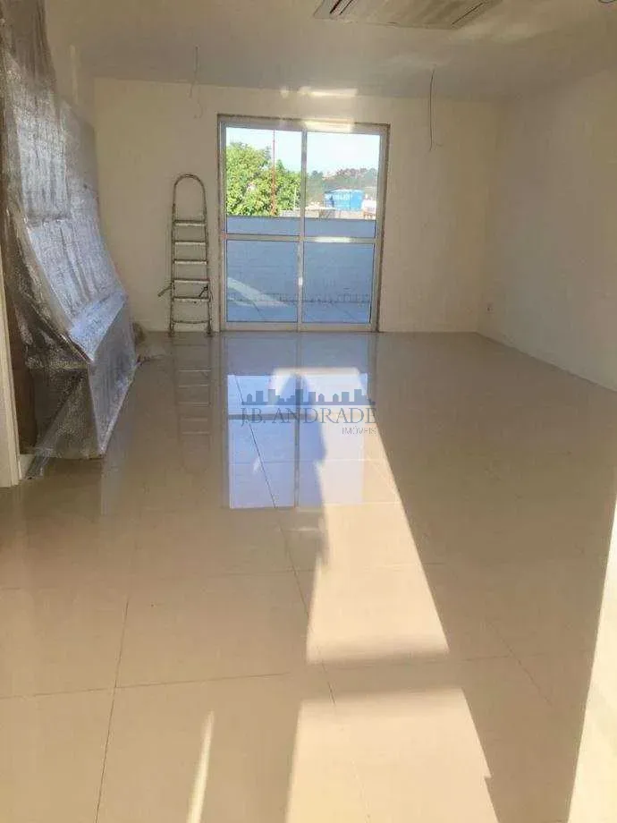 320 m² apartment with a walk-in closet and a mountain view — photo 8