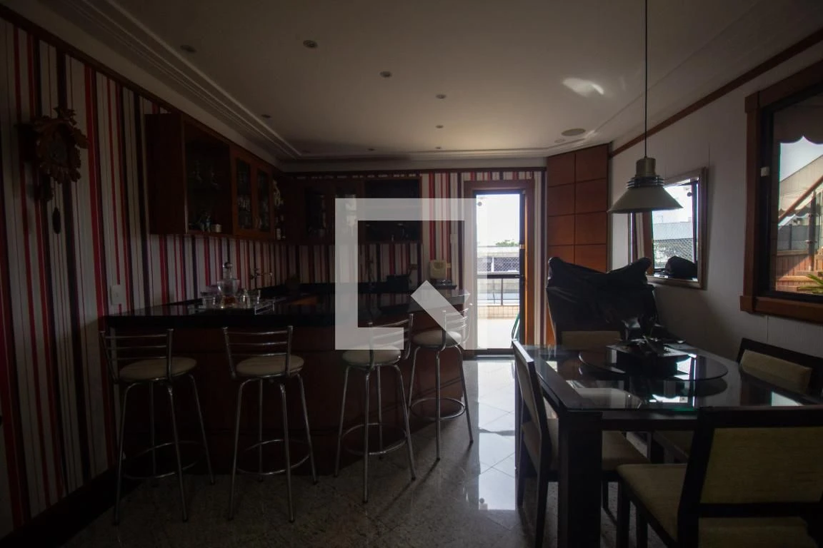 Apartamento mobiliado com 4 quartos e jacuzzi no prédio — photo 6