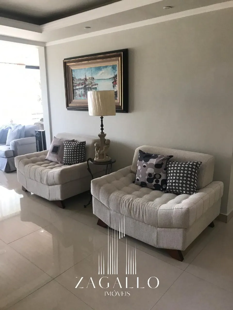 Apartamento mobiliado com 4 quartos e 5 banheiros — photo 9