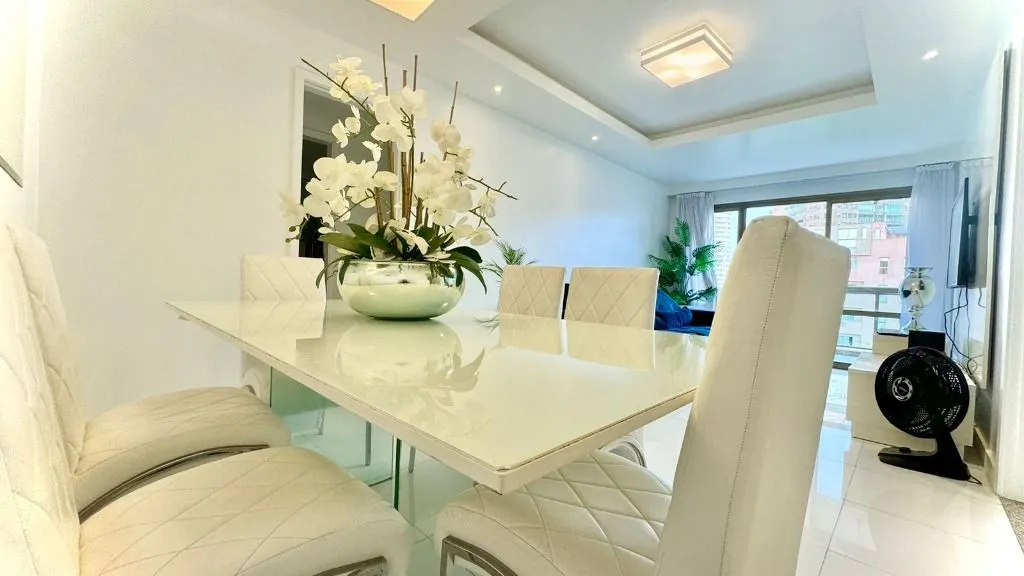 Rental apartment with 2 bedrooms, balcony and 1 parking spot — photo 7
