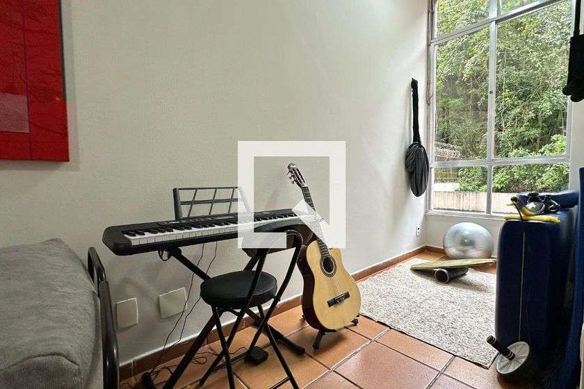 Furnished 50 m² apartment with 2 bedrooms and separate kitchen — photo 24