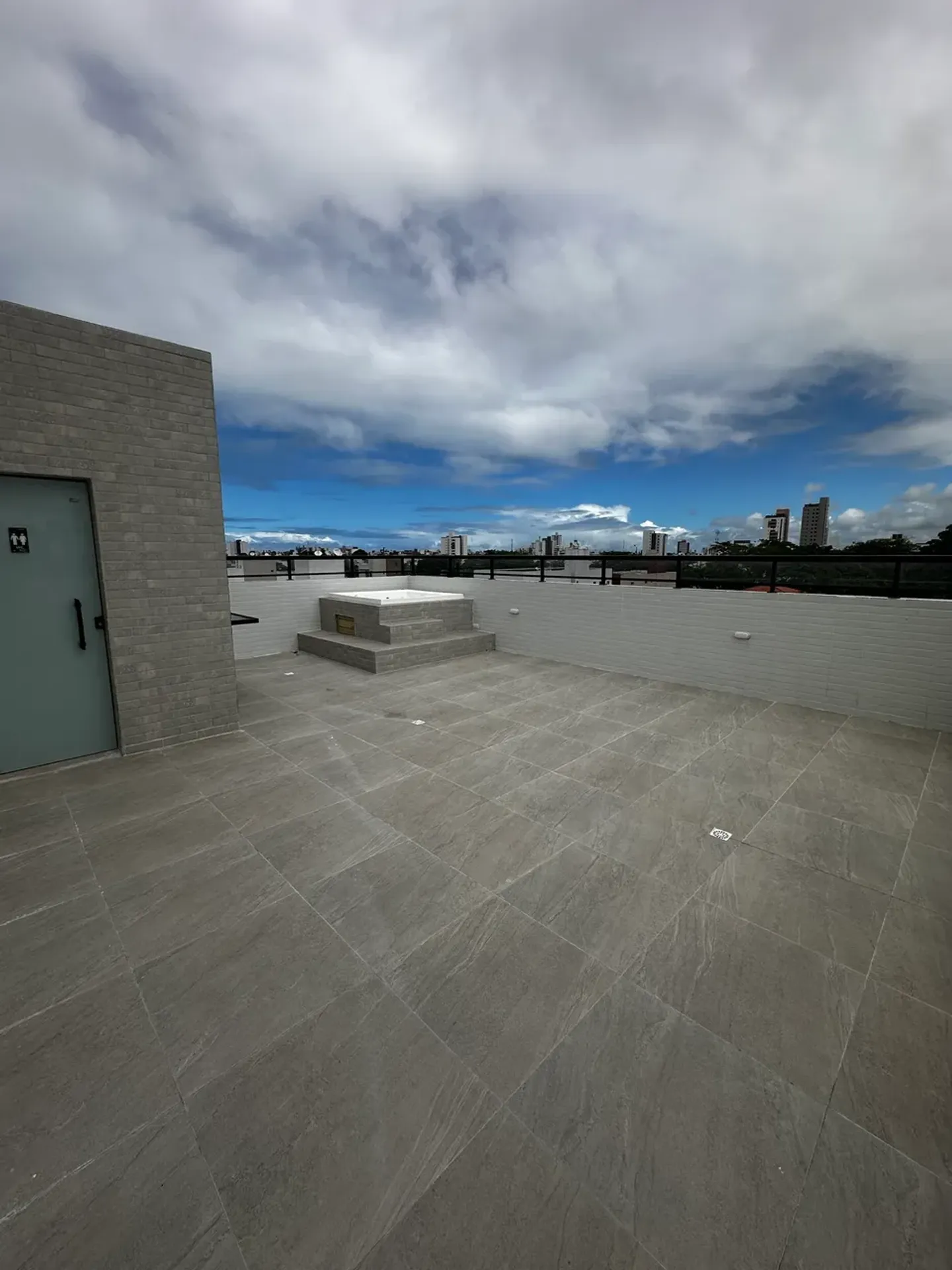2-bedroom apartment, 1 with its own bathroom, 57 m² — photo 14