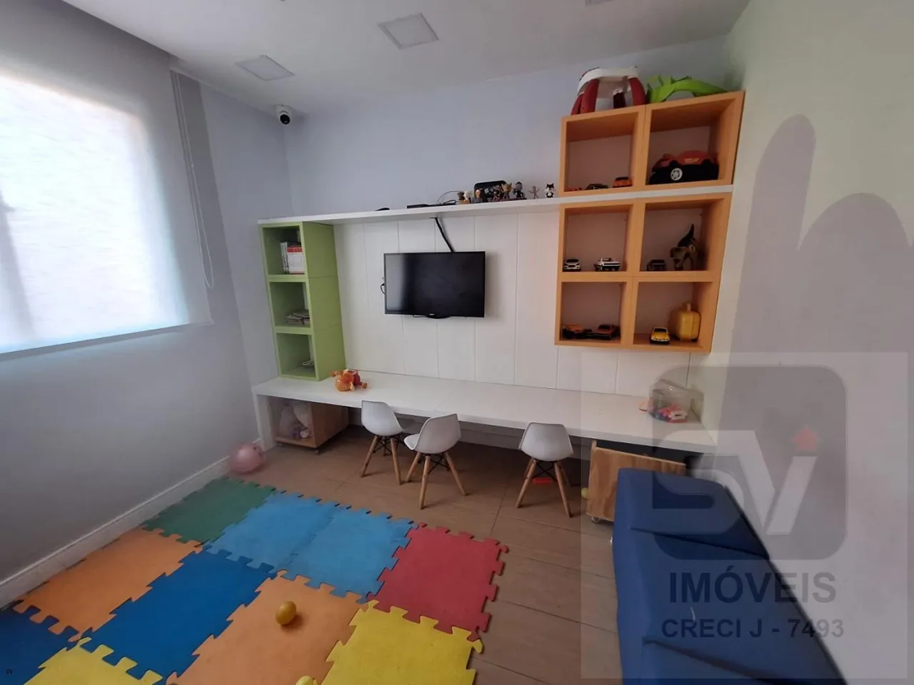 Apartment with closed kitchen and gas stove, 2 bedrooms — photo 9