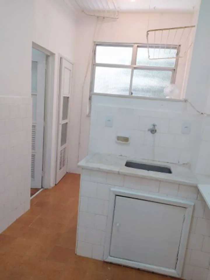 Apartment with living room, 2 bedrooms and 1 bath — photo 37