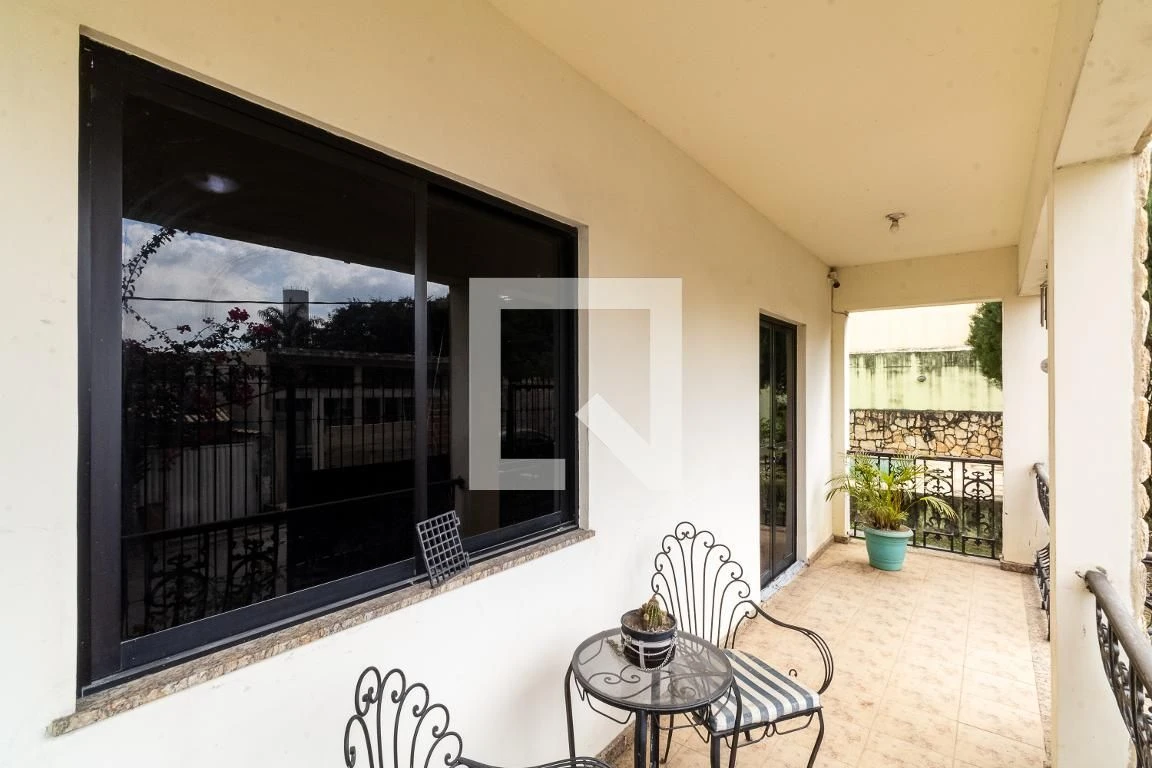 Casa de 2 andares com 238 m², 3 quartos e jardim — photo 9