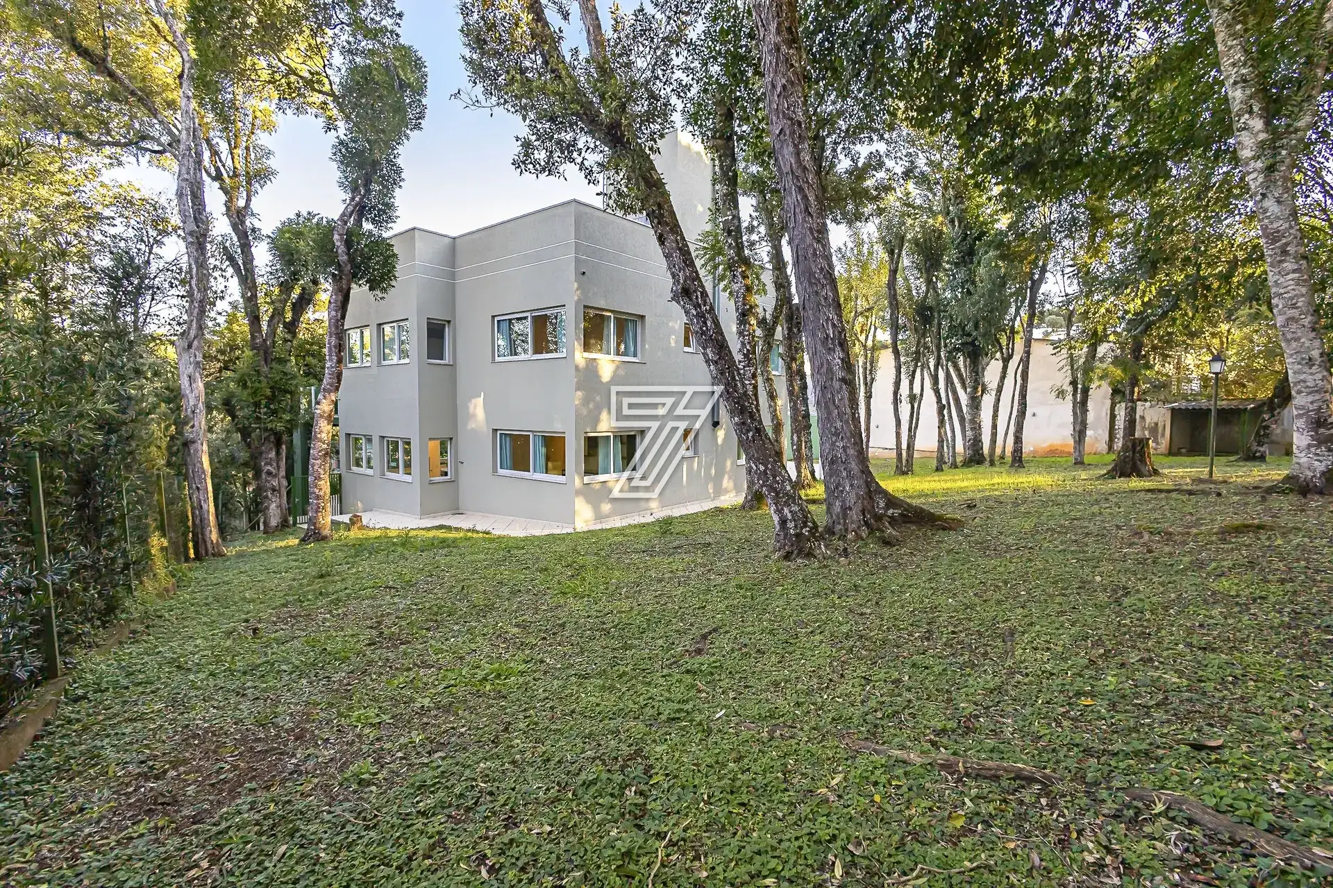 Casa para locação com 4 quartos e 3 suítes — photo 37