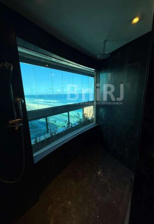 Квартира 779 м² без меблів із 4 спальнями-сюїтами — photo 18