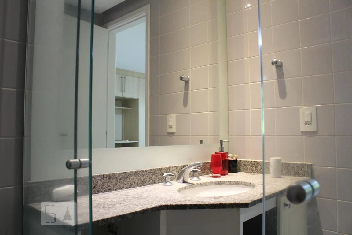 Apartamento sem mobília com 3 quartos e 2 banheiros — photo 24