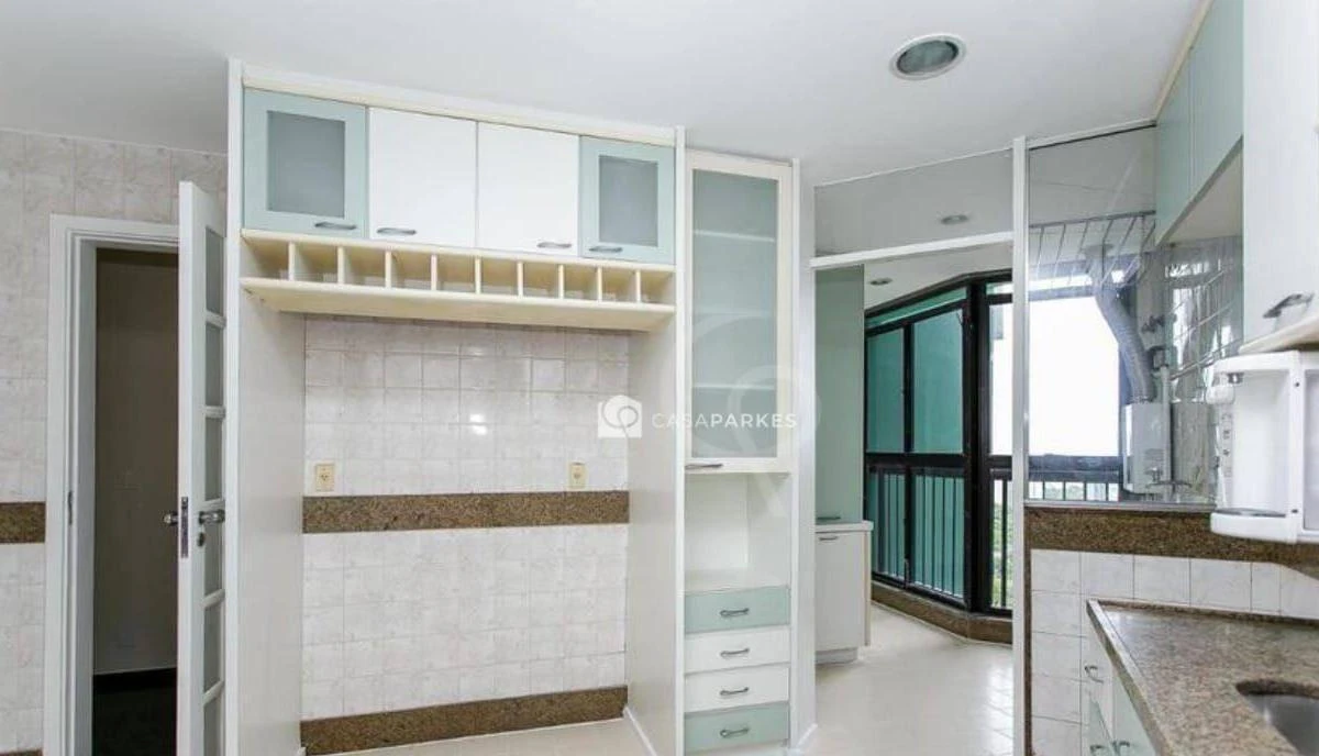 Квартира з 3 спальнями, 5 ванними кімнатами та 200 м² — photo 34