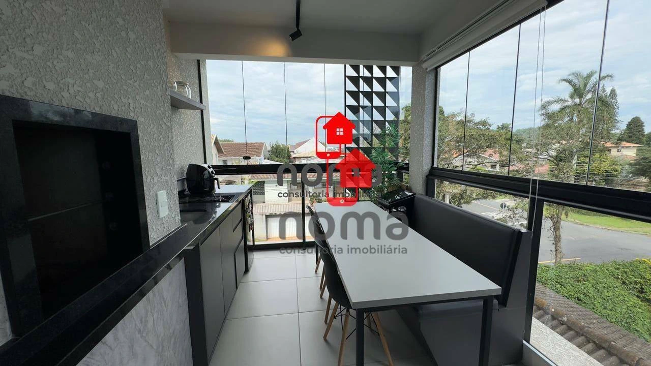 2-bedroom apartment with a glass-enclosed balcony — photo 9
