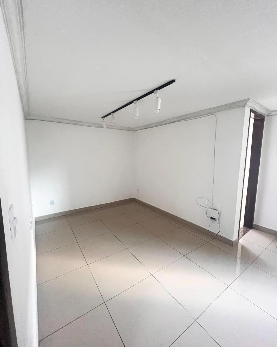 35 m² apartment with a separate kitchen — photo 7