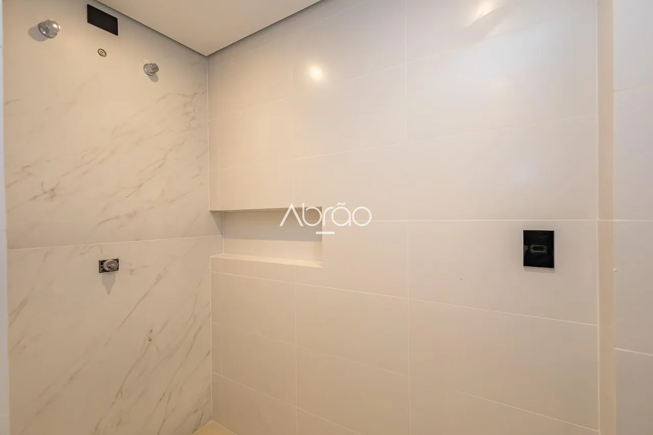 Townhouse in a gated community with 3 bedrooms and open kitchen — photo 14