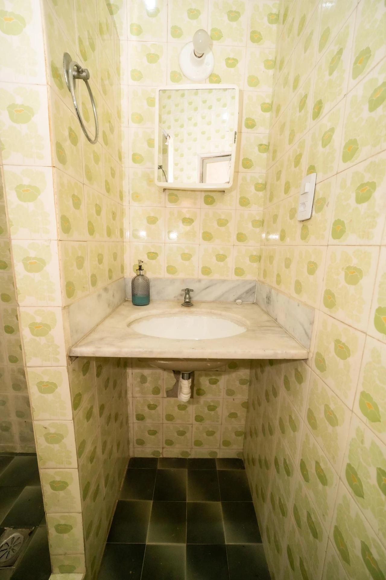 House for rent with 2 bedrooms and a balcony — photo 24