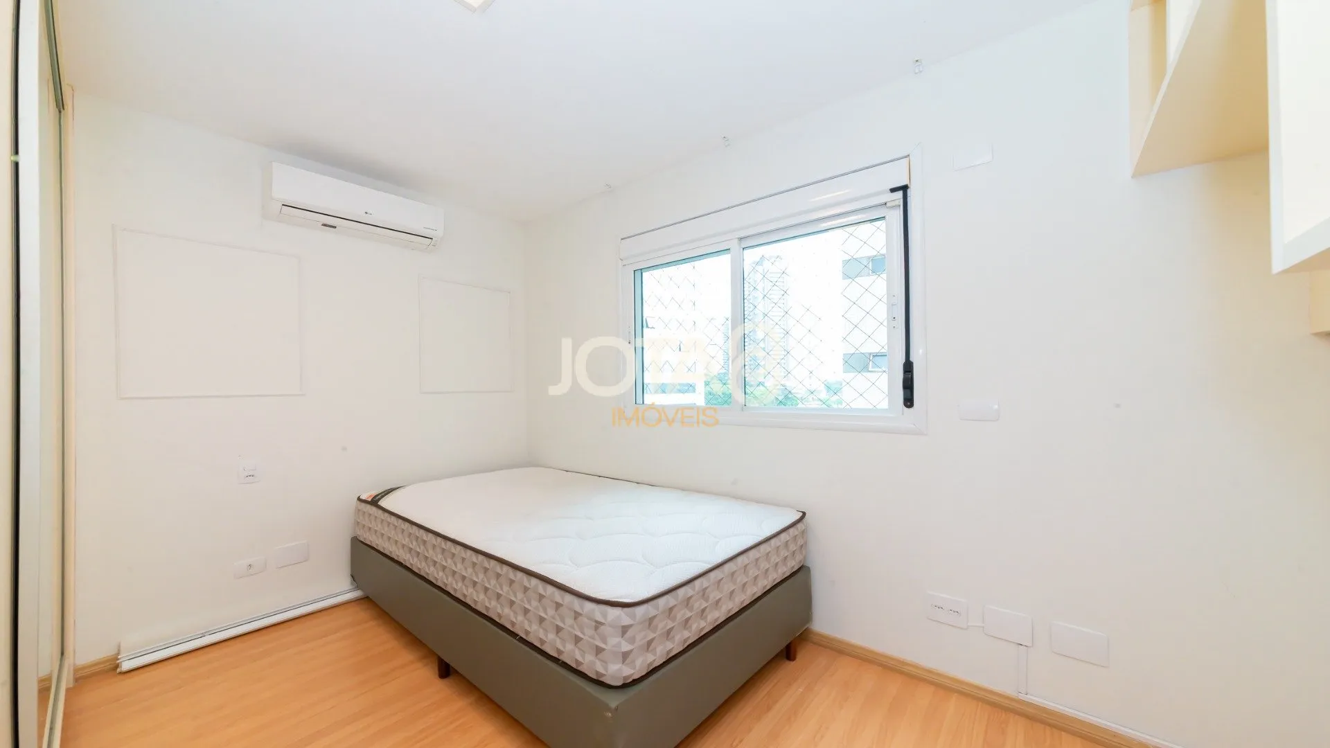 3-bedroom apartment in a building with a gym — photo 28