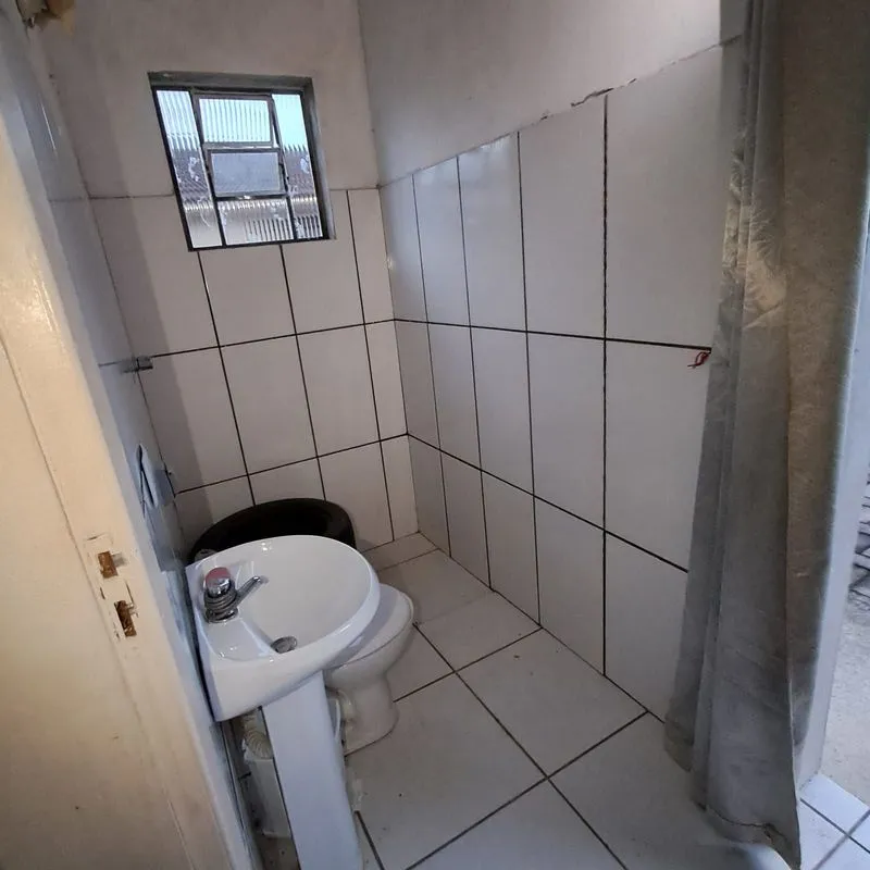 Студія 43 м²: 1 спальня та електричний душ — photo 4