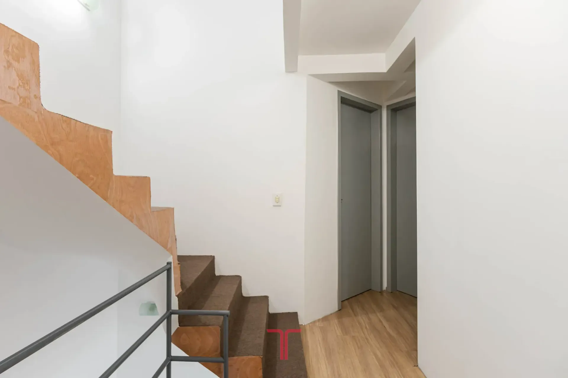Незамебльований будинок з 3 спальнями та закритою кухнею — photo 36