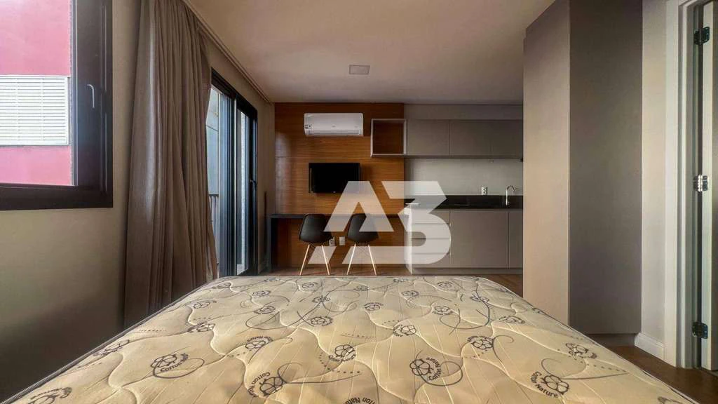 1-bedroom apartment with balcony and private BBQ — photo 4