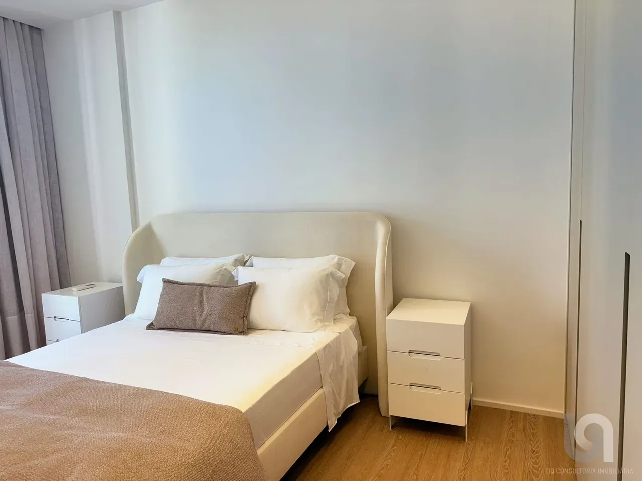 Квартира з 4 спальнями, 5 ванними і кухнею відкритого планування — photo 30