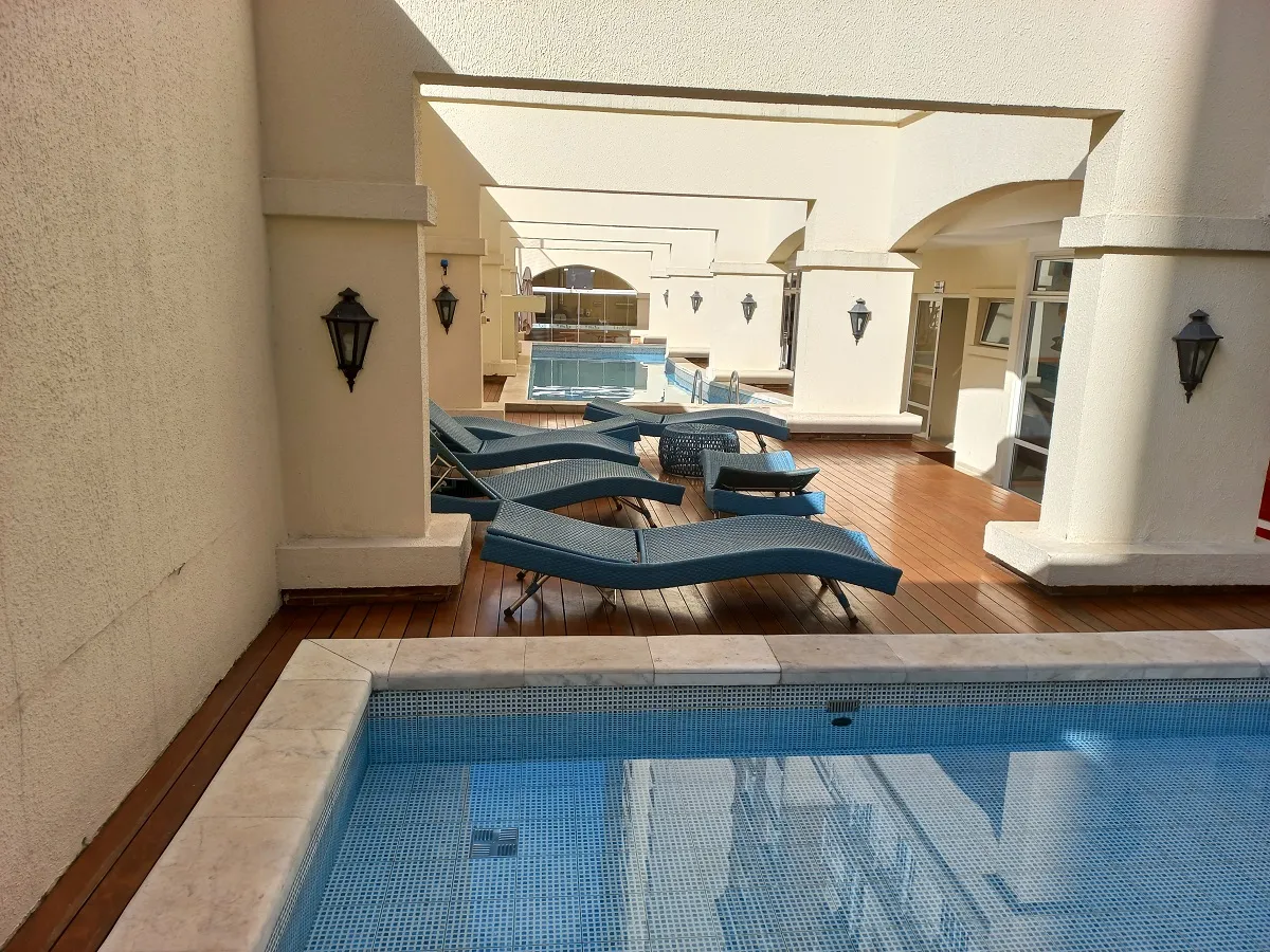 104 m² apartment with 2 bedrooms and 2 bathrooms — photo 15