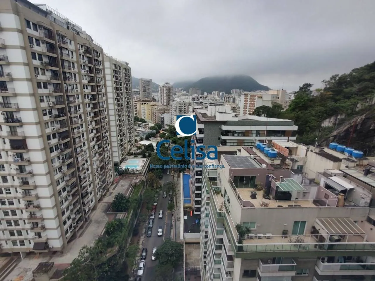 Apartment on the 14th floor with a mountain view — photo 24