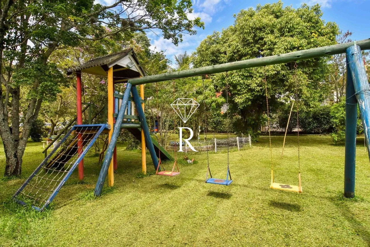 Casa tipo sítio con 4 dormitorios y 6 plazas de aparcamiento — photo 71