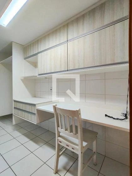 Квартира 293 м² з робочим місцем та гардеробною — photo 10