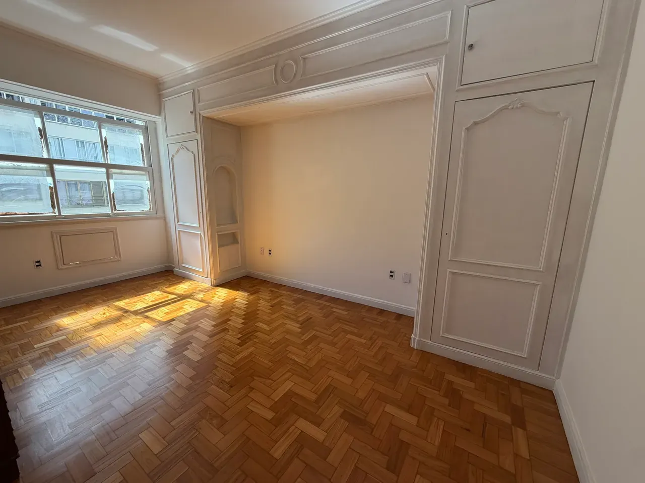 3-bedroom apartment with a sports court — photo 3