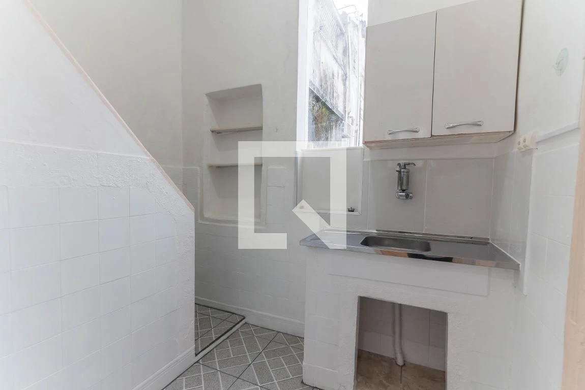 Apartment with 3 bedrooms and 1 en-suite, no parking — photo 17