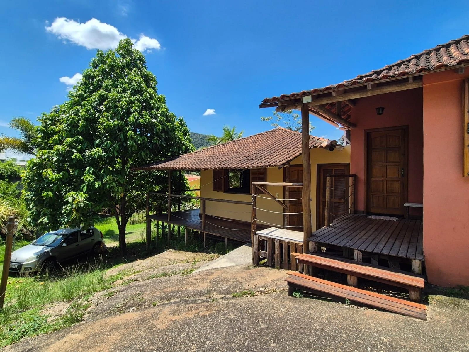 Furnished house, 2100 m², with a grill on the balcony — photo 40