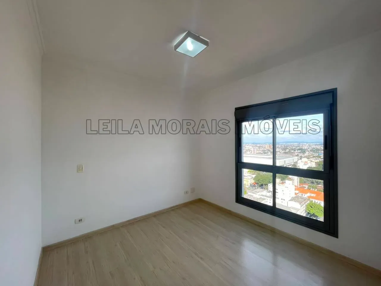 Apartment with 3 bedrooms, 5 bathrooms and open-plan kitchen — photo 20