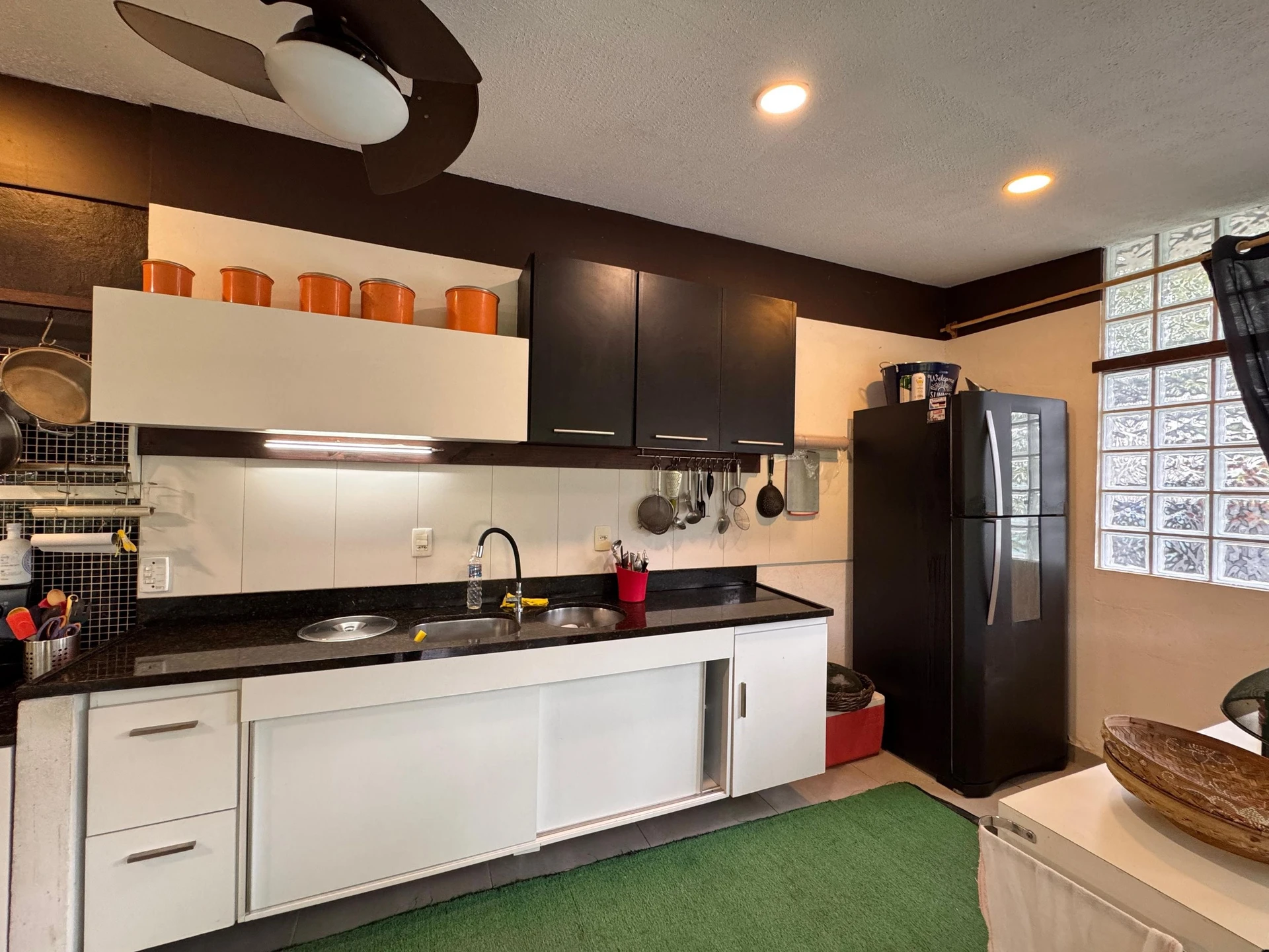 Casa para locação com 3 suítes e jardim privativo — photo 61