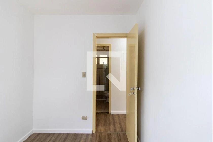 Балкон с грилем и 3 спальни: квартира 80 м² — photo 25