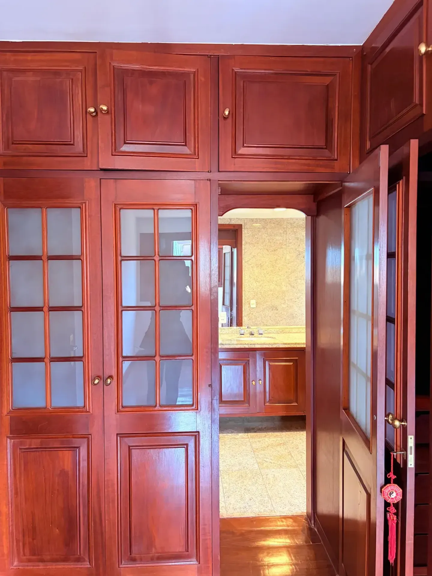 Casa com 5 quartos e 5 banheiros e varanda envidraçada — photo 16