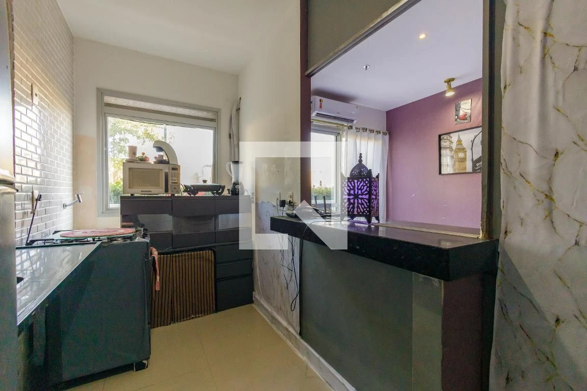 Furnished apartment with 2 bedrooms, 1 en-suite and balcony — photo 13