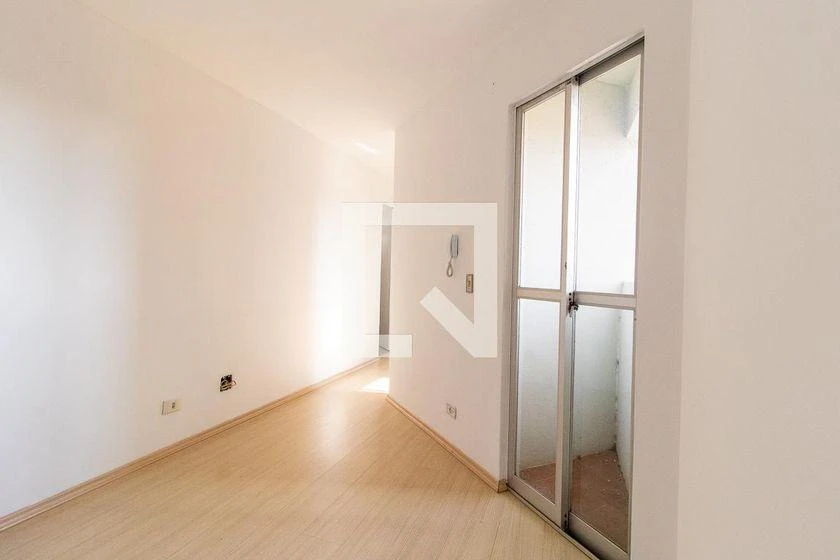 One-bedroom apartment with wood or laminate floors — photo 22