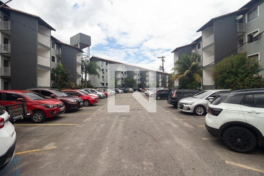 Apartamento de 2 dormitorios con balcón, 50 m² — photo 40