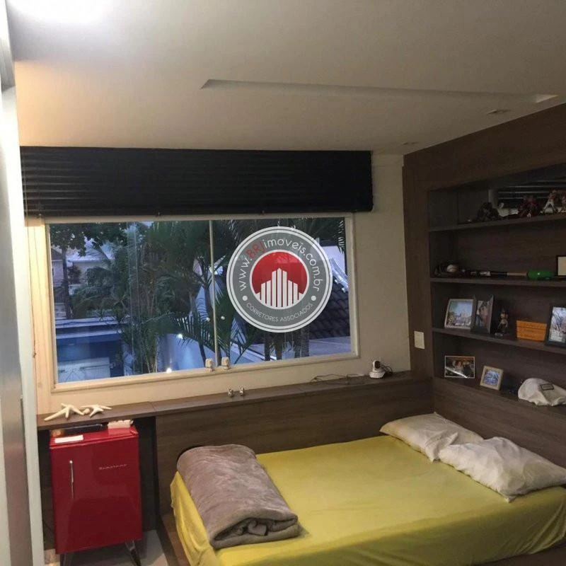 Ванна та 6 спалень: будинок 525 м² — photo 16