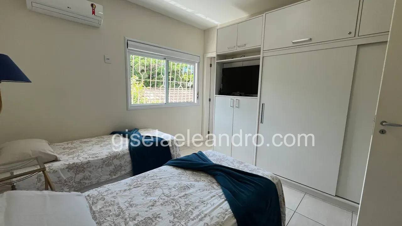Furnished 2-bedroom apartment with 3 bathrooms — photo 13
